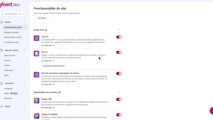 Page Fonctionnalités du site dans les réglages de Yoast SEO avec les outils d’IA et l’optimisation du contenu